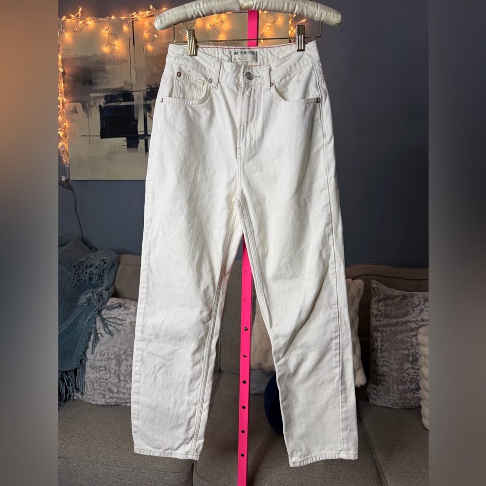 We The Free Free People Cream Straight Leg Jeans Size 25 High Rise Relaxed Denim